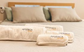 Apodaca Rooms